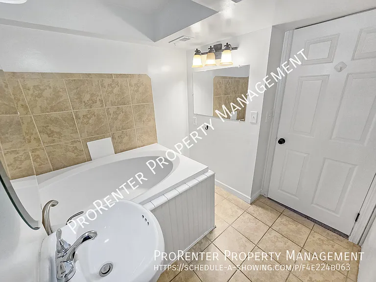 3099 W 8565 S — Photo 24