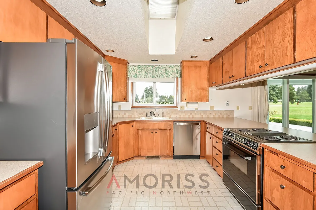 Building Photo - 5040 Oakmont Pl SE