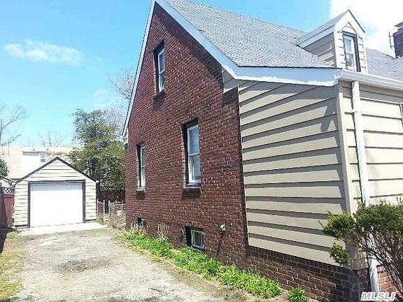 2nd image of 138 Howard Ave