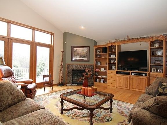 5th image of 3118 Harlan Cir
