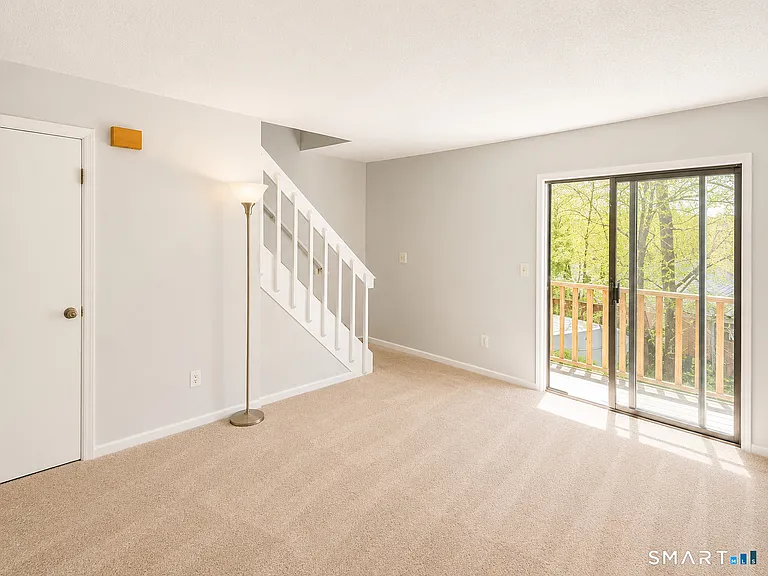84 Wilmot St — Photo 4