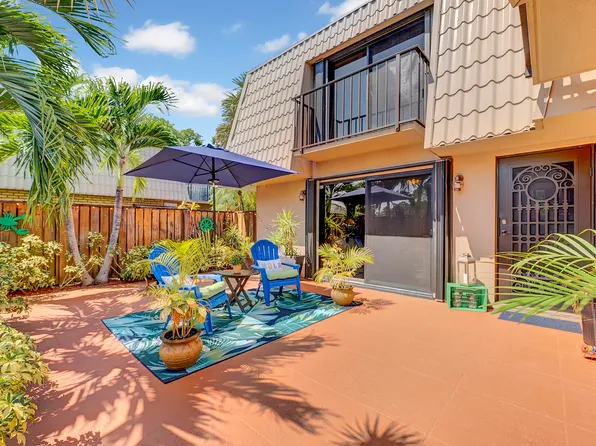 6218 62nd Way, West Palm Beach, FL 33409