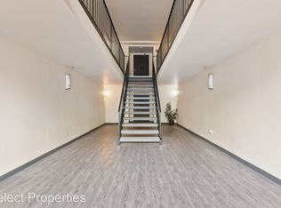 7900 Harwood Ave, Wauwatosa, WI 53213