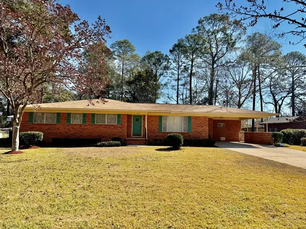 1309 S Edgewood Dr, Dothan, AL 36301