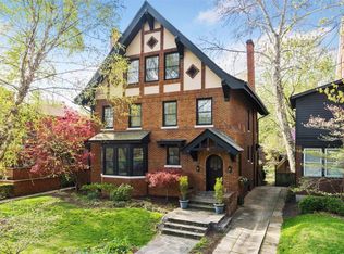 8 Aberdeen Pl, Saint Louis, MO 63105