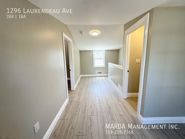 1296 Laurendeau Ave — Photo 38