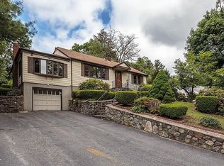 37 Lockeland Rd, Winchester, MA 01890