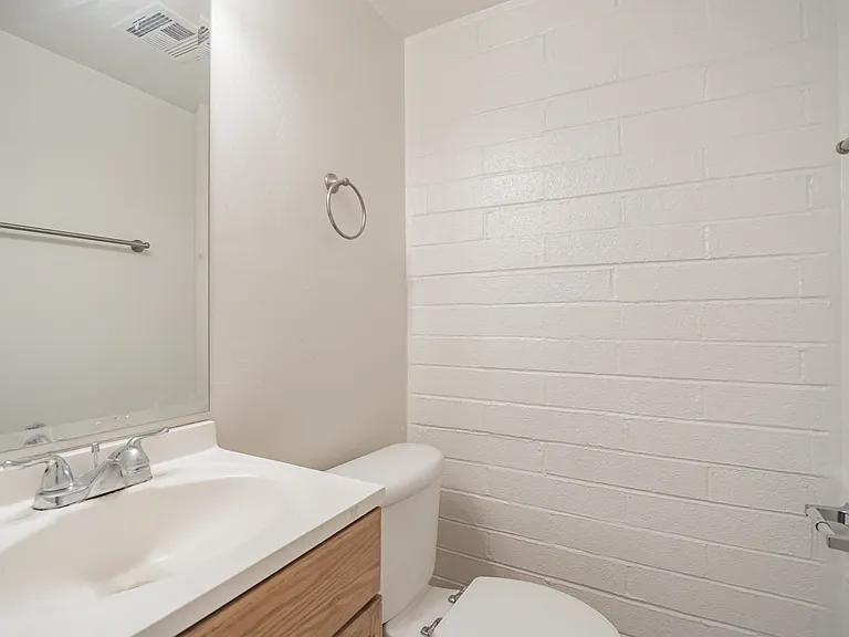 Highland Park — Photo 26