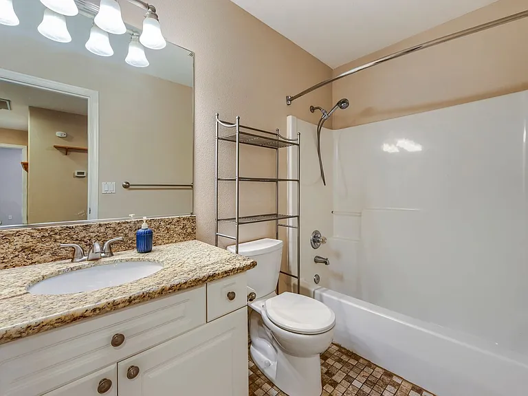 15084 Persimmon Way — Photo 19