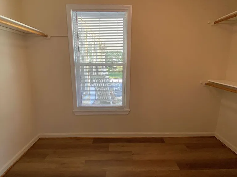 802 N B St #3 — Photo 9