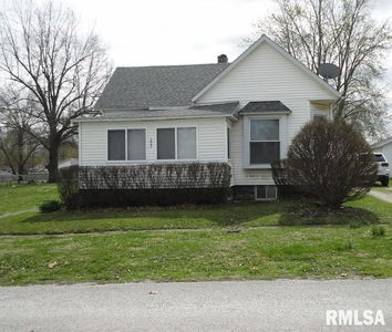209 & 207 W Lincoln St, Edinburg, IL, 62531