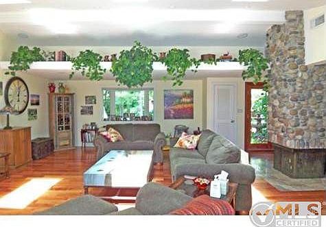 1st image of 1144 El Monte Dr