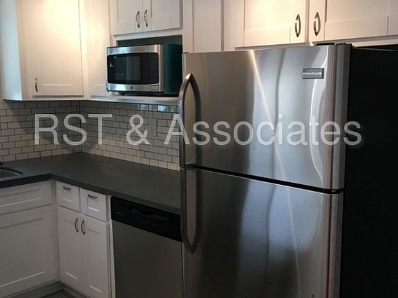3rd image of 2015 S Bentley Ave APT 3