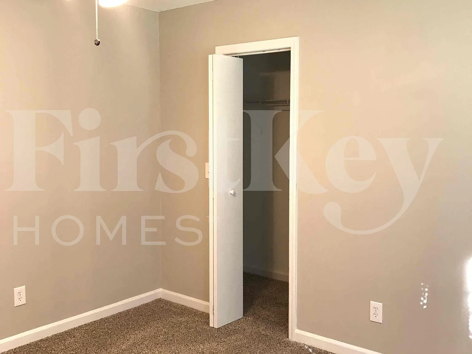 3 bed, 2.0 bath, 1435 sqft, $2,165 — Photo 4
