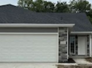 6343 S 7th Pl, Lincoln, NE 68512