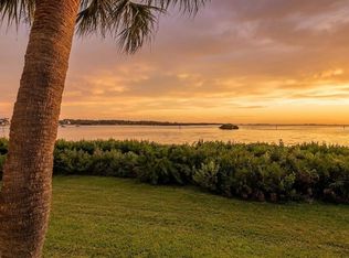 1813 Mariner Dr APT 147, Tarpon Springs, FL 34689