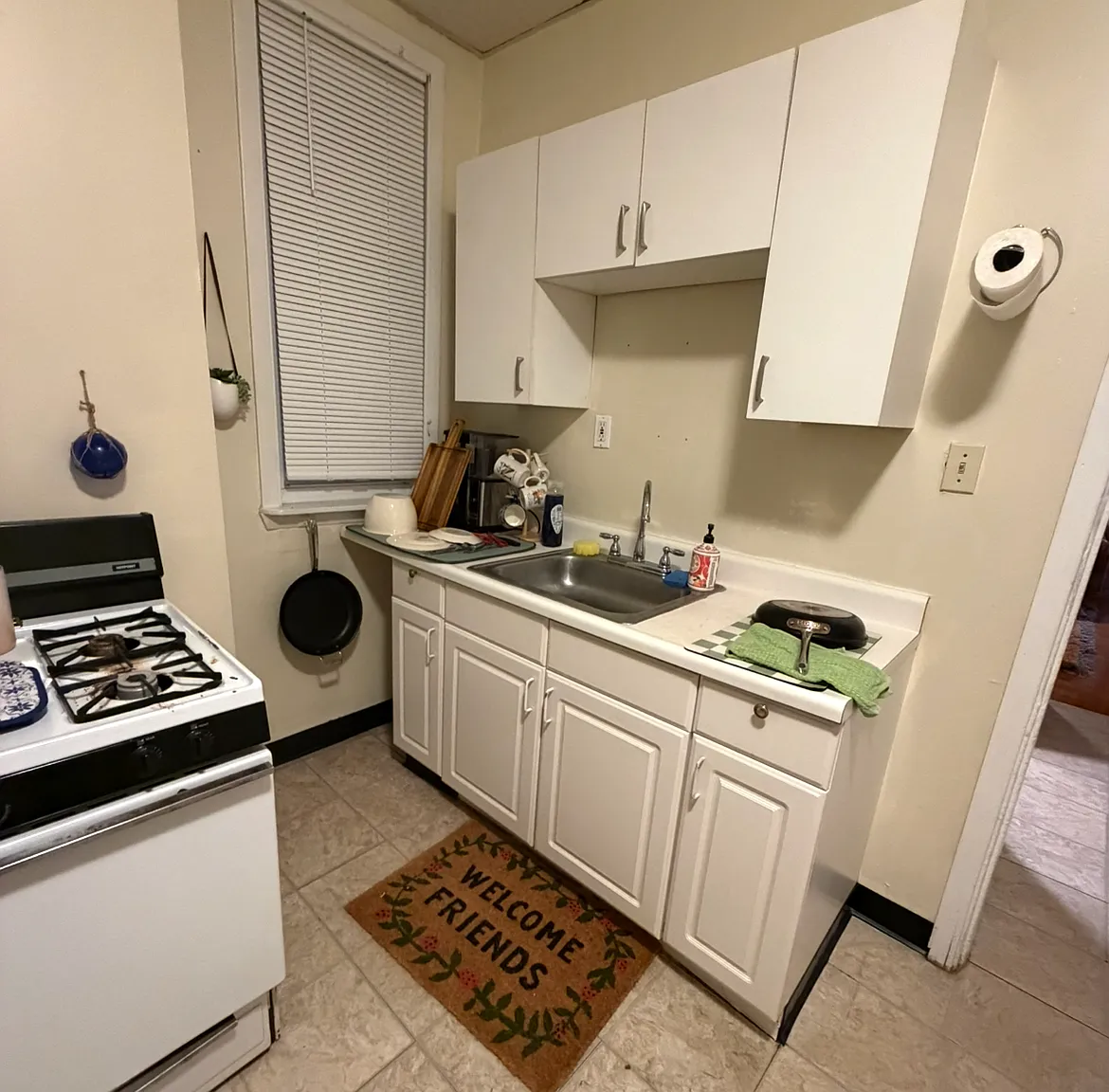 1 bed, $1,000 — Photo 4