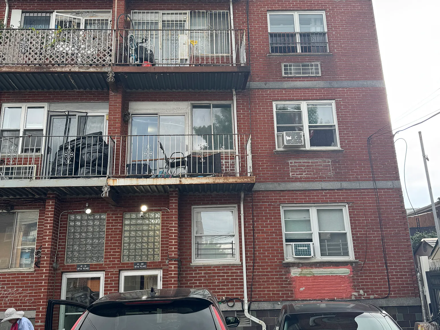 2 bed, 550 sqft, $2,200 — Photo 2