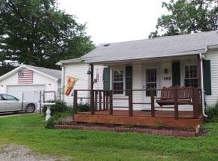 103 W Walnut Ave, Charleston, IL