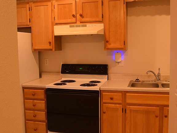 5th image of 857 Wolf Creek Trl #B5