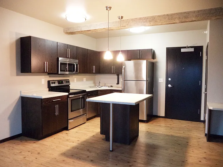 13 1st Ave SW #504 — Photo 6