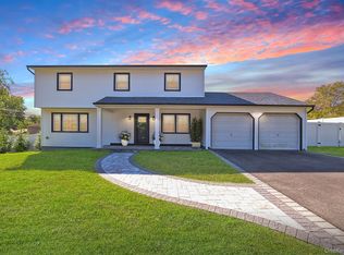24 New Jersey Street, Dix Hills, NY 11746