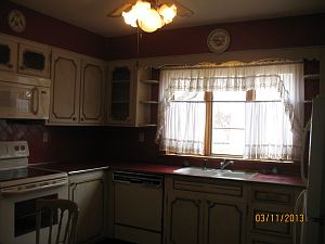 3rd image of 1012 E Lehman St