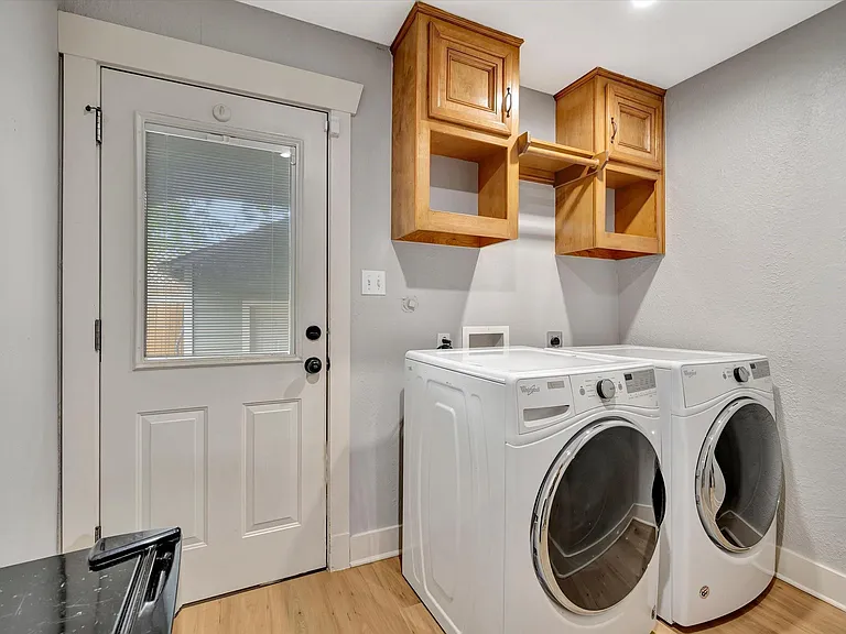 4628 Kermit St — Photo 14