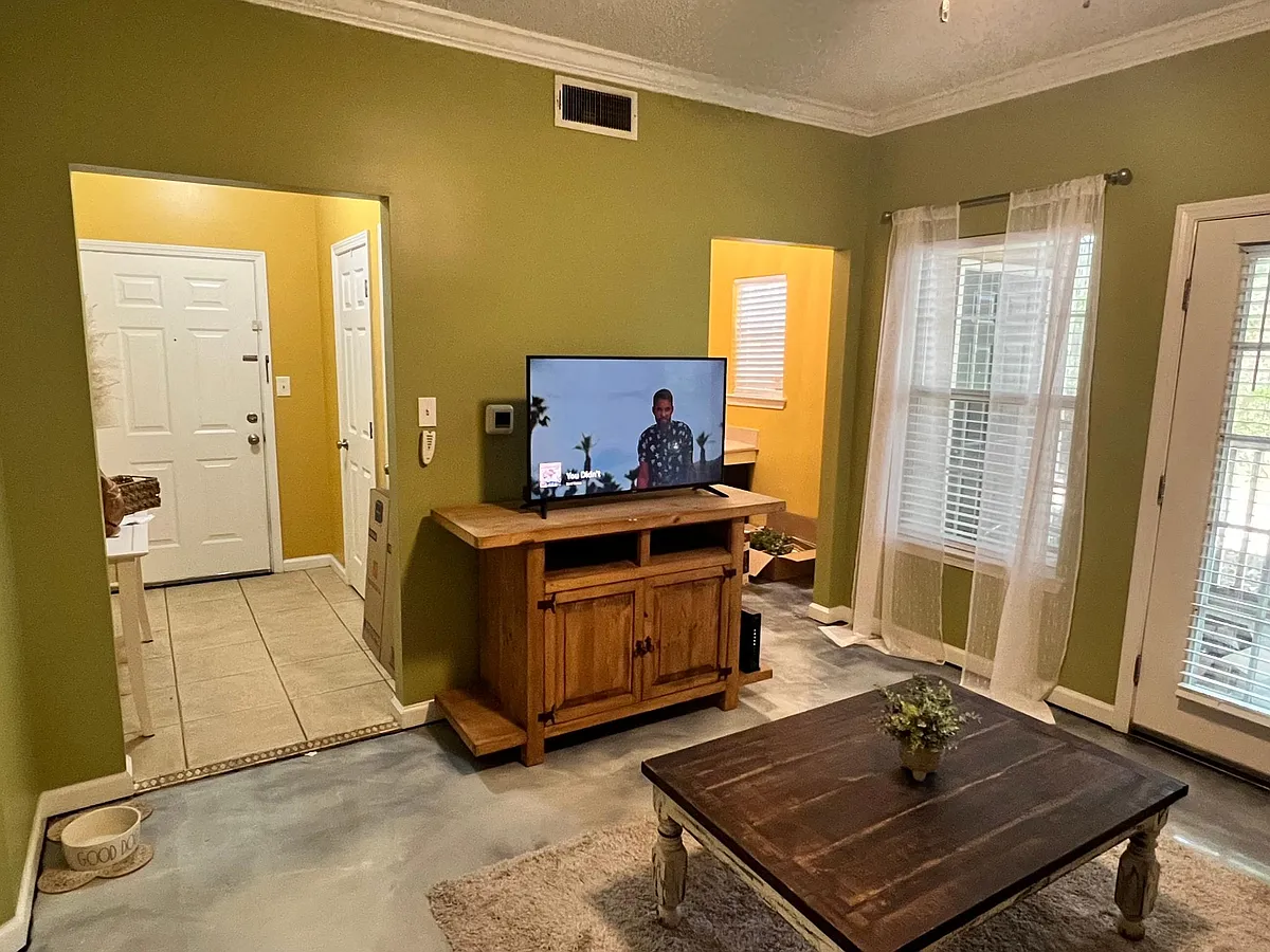 Building Photo - 1103 Walden Park Dr #1103