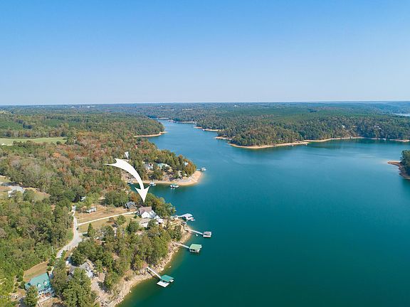 Image 3: Lake Location