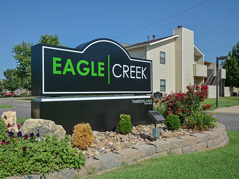 Eagle Creek — Photo 19
