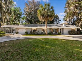 1607 Loves Point Dr, Leesburg, FL 34748