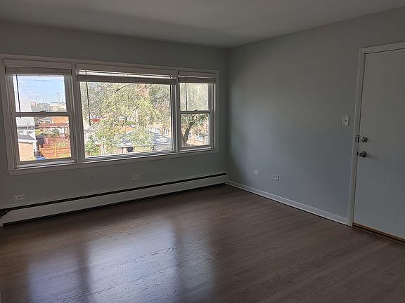 2nd image of 7221 W Wellington Ave APT 1C