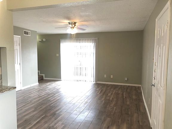 2nd image of 21503 Millhouse Cir #B