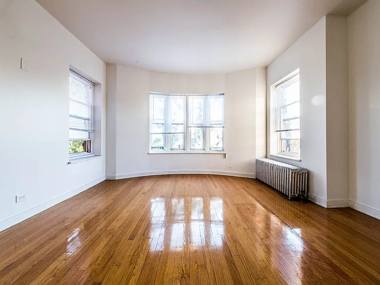 8200 S Ingleside — Photo 14