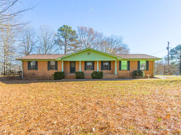 501 Springhill Heights Cir, Tunnel Hill, GA 30755