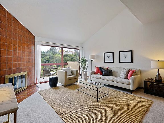 3rd image of 25912 Hayward Blvd APT 314