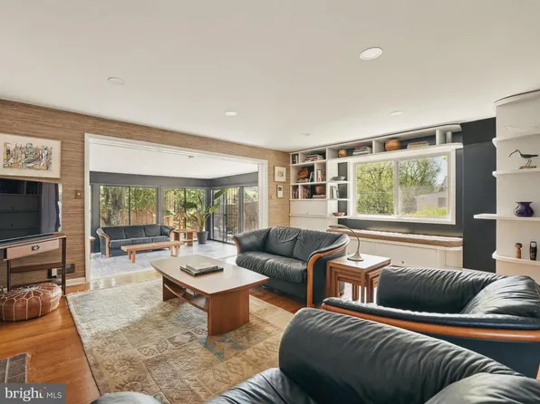 8003 16th St NW, Washington, DC 20012