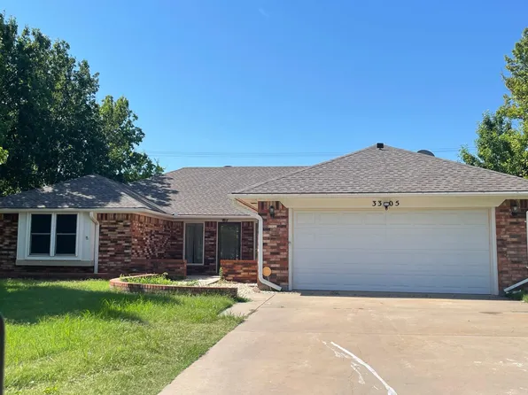 3305 Cheyenne Dr, Woodward, OK 73801