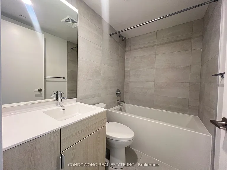 28 Eastern Ave #Townhouse 110 — Photo 11