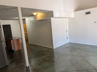 805 E Avenue C #2, Valley Mills, TX 76689