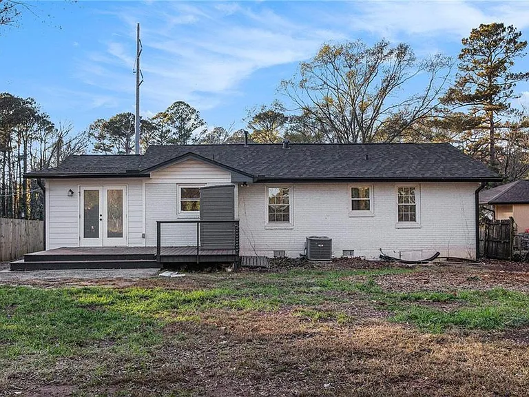 2105 Fellowship Rd — Photo 14