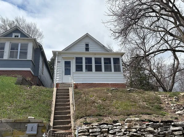 5026 S 18th St, Omaha, NE 68107