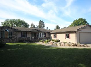 308 E Oak St, Saint johns, MI 48879