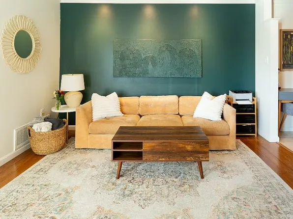 (undisclosed Address), Arlington, TX 76006