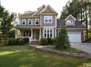 6033 Spicewood Dr, Fuquay Varina, NC 27526