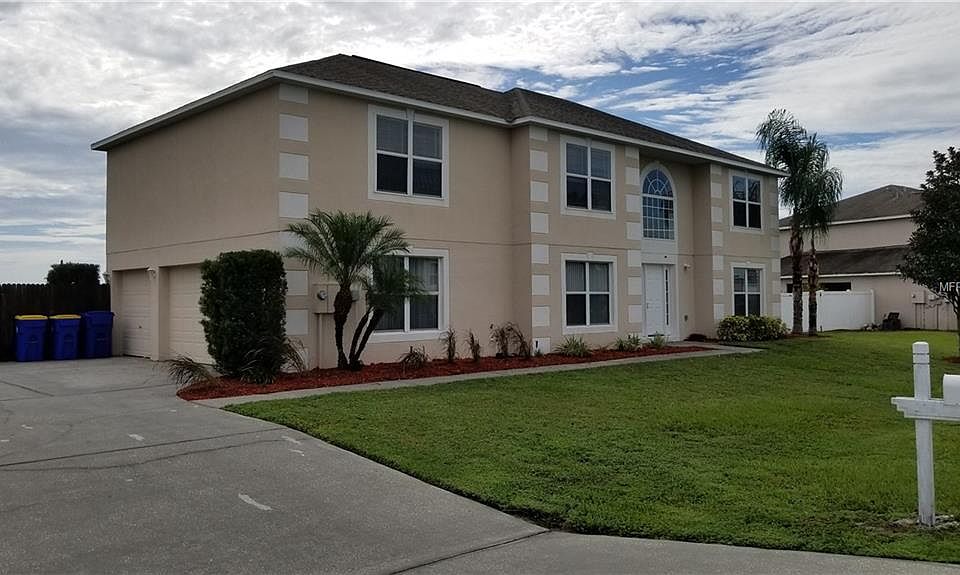 1st image of 321 Lake Hills Ln