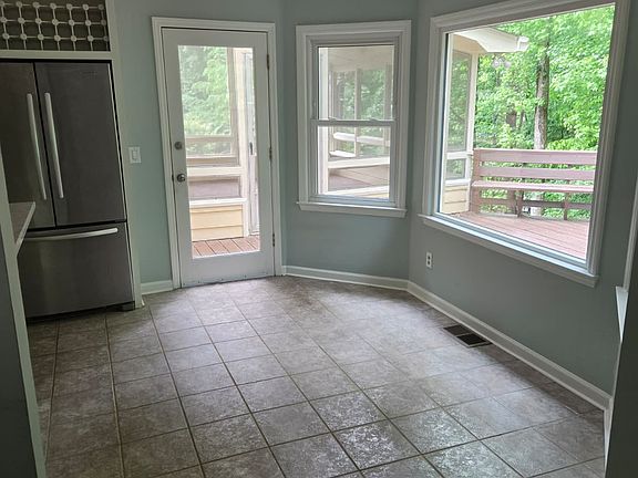 5th image of 2137 Spindrift Ct