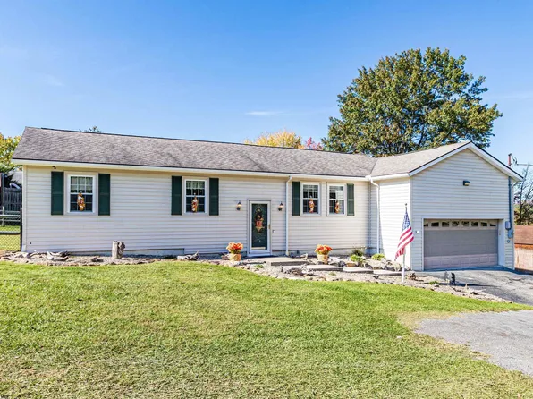 271 Florida Ave, Westover, WV 26501