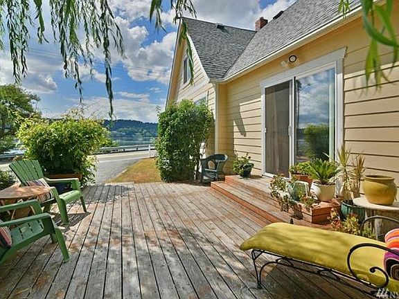 4th image of 18270 Fjord Dr NE